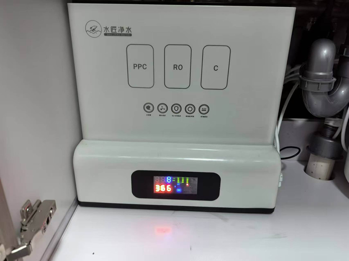 精準(zhǔn)過(guò)濾,打造無(wú)污染生活-J9.jpg 精準(zhǔn)過(guò)濾,打造無(wú)污染生活-J9.jpg